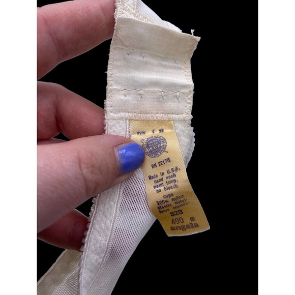 Vintage 1960s Bra 32B White Lace NEW NOS Angela w/ Original Tags USA Union Made - Picture 7 of 7